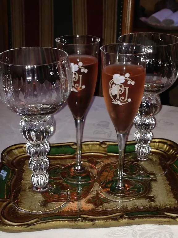 Toscane Szálloda